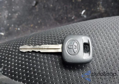 2001 Toyota Celica Gt z USA, uszkodzony, nr VIN JTDDR32T410094210